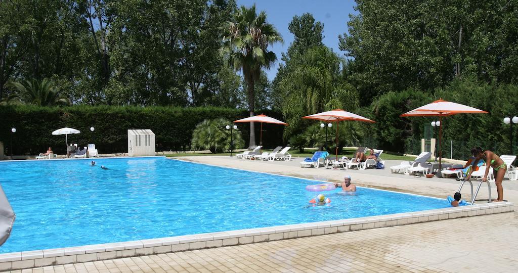 Marina Di Rossano Village Club Eksteriør bilde